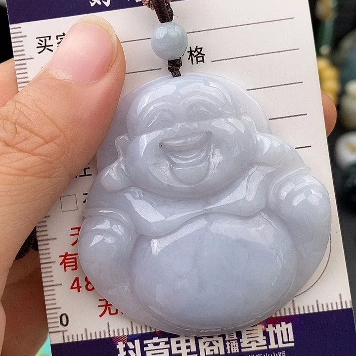 翡翠未镶嵌颈饰佛