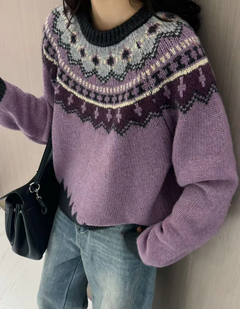 新款费尔岛复古撞色圆领长袖波浪纹提花浣熊绒针织毛衣