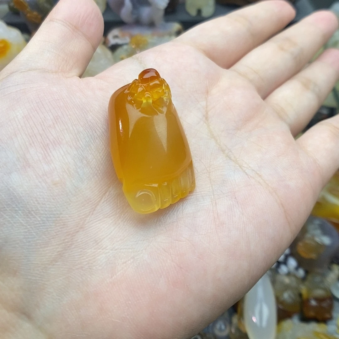 未镶嵌颈饰玛瑙/玉髓