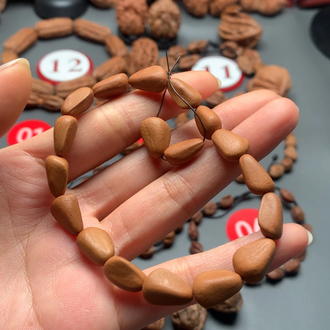 核桃1东北松子手串