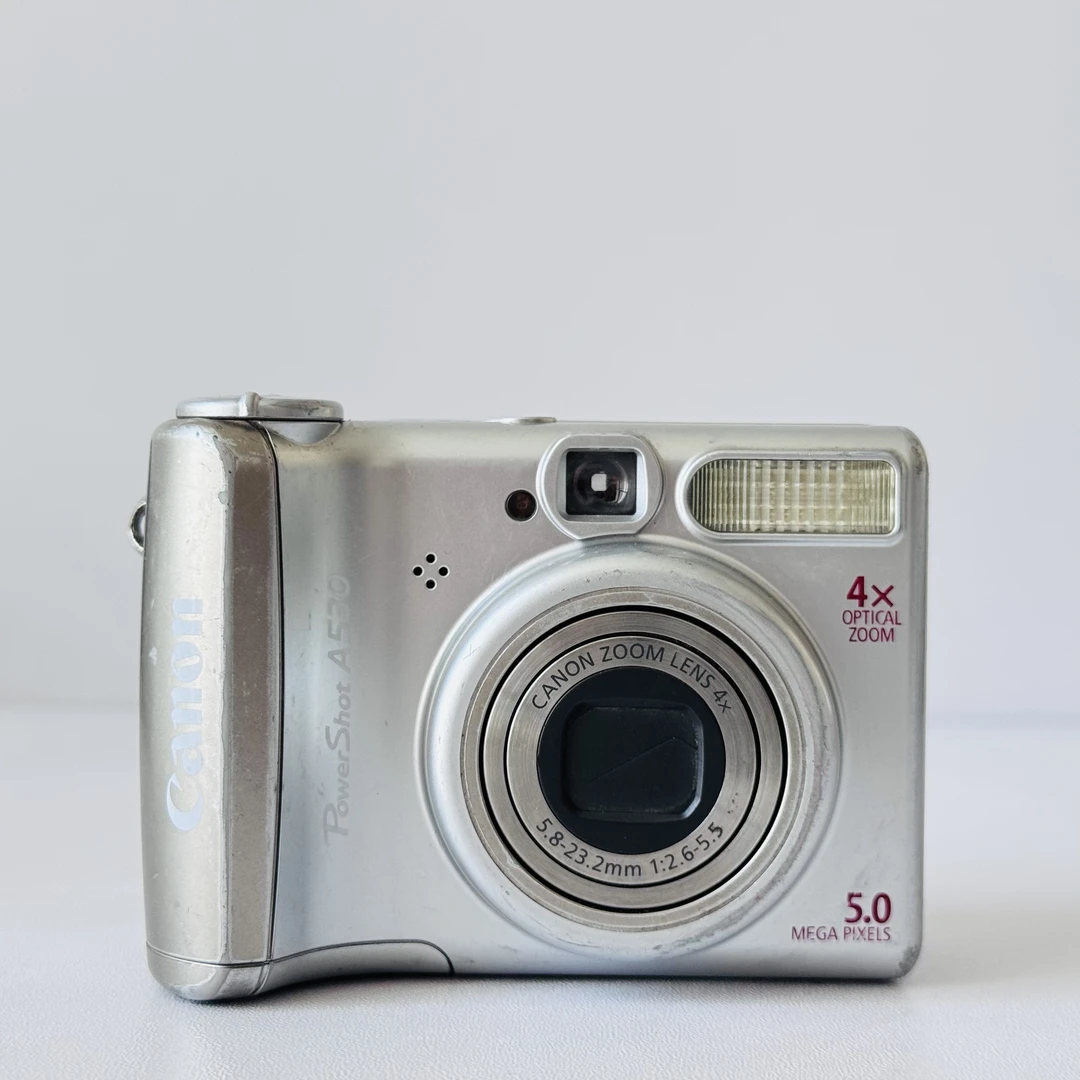 8新 Canon/佳能 a530 500w像素 8倍光学变焦 自备五号电池