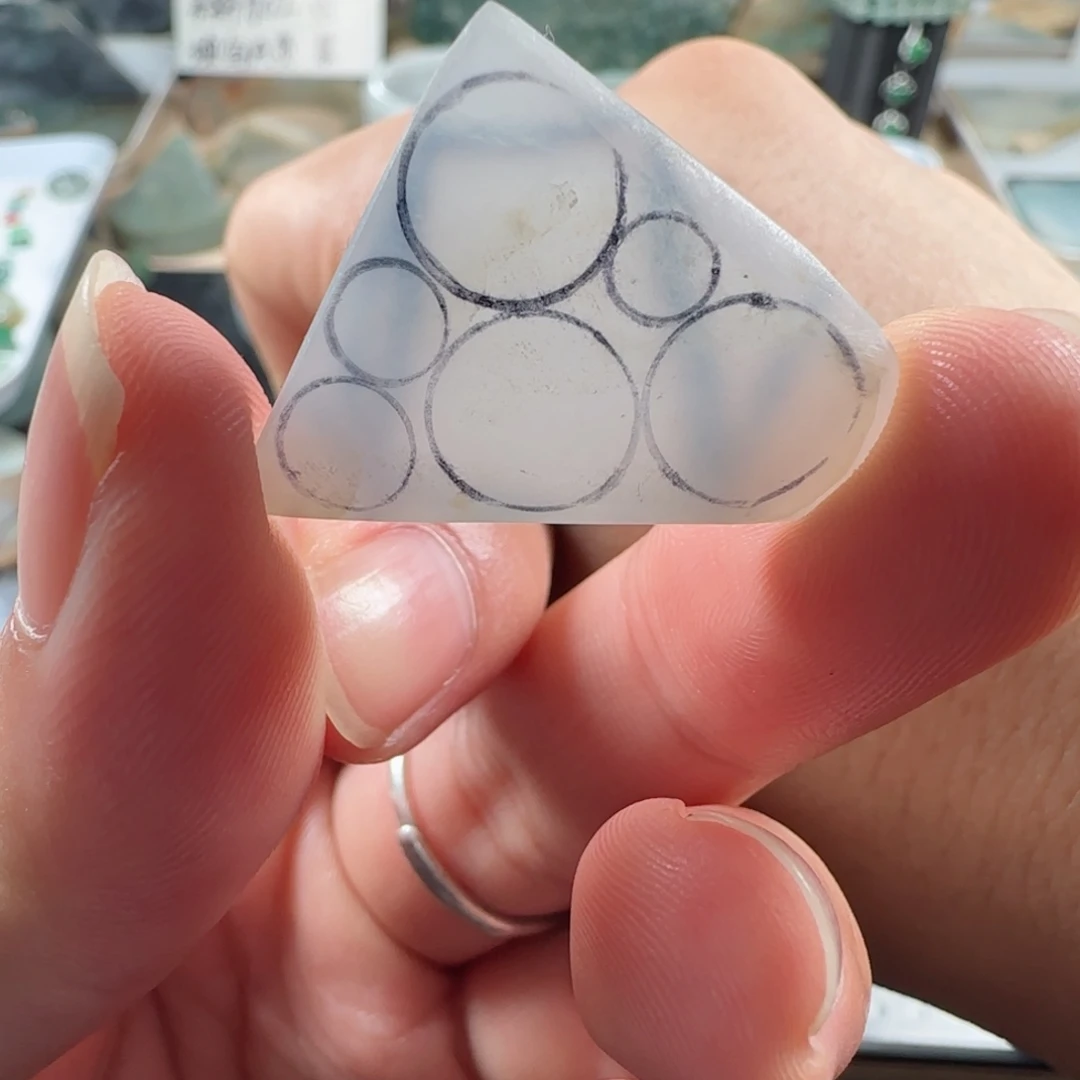 定制翡翠未镶嵌缅甸a货翡翠材料