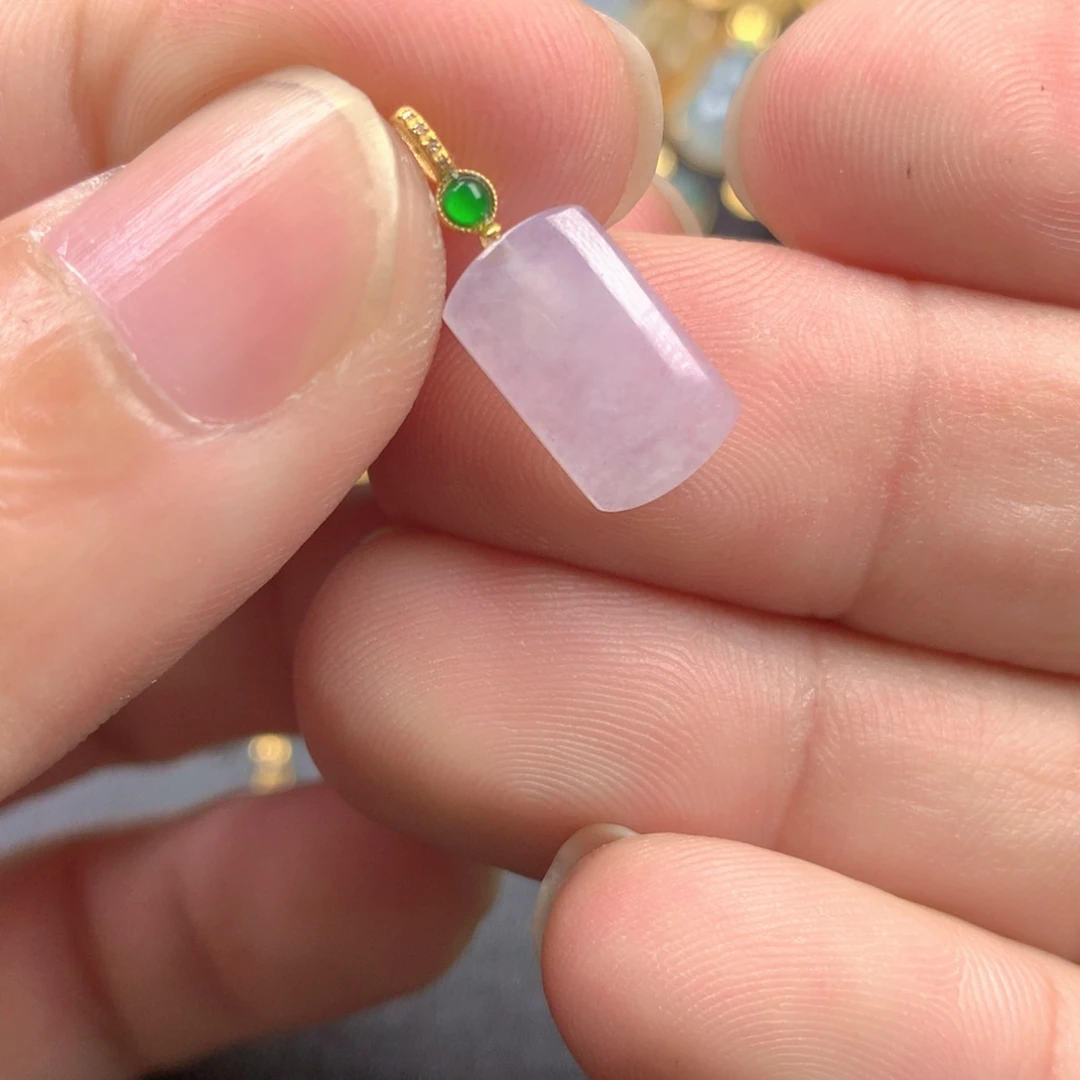 【闪购商品】颈饰18K金镶嵌翡翠翡翠