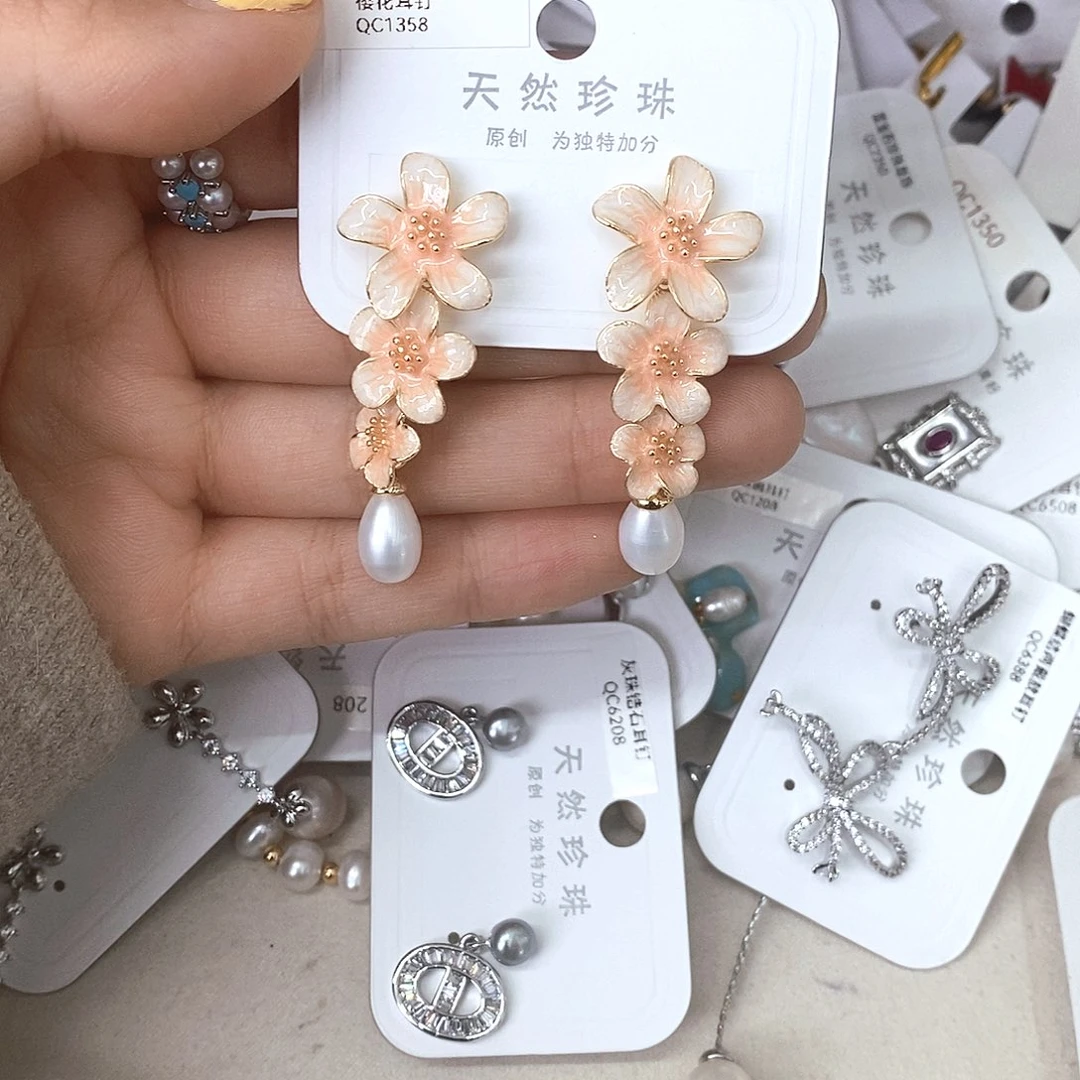 未镶嵌淡水珍珠耳饰