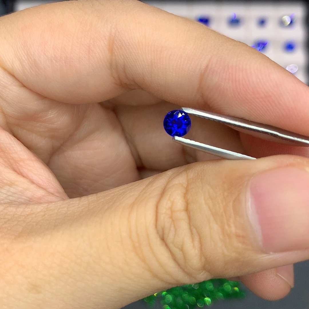 裸石蓝宝石53分圆4.8色标皇家蓝