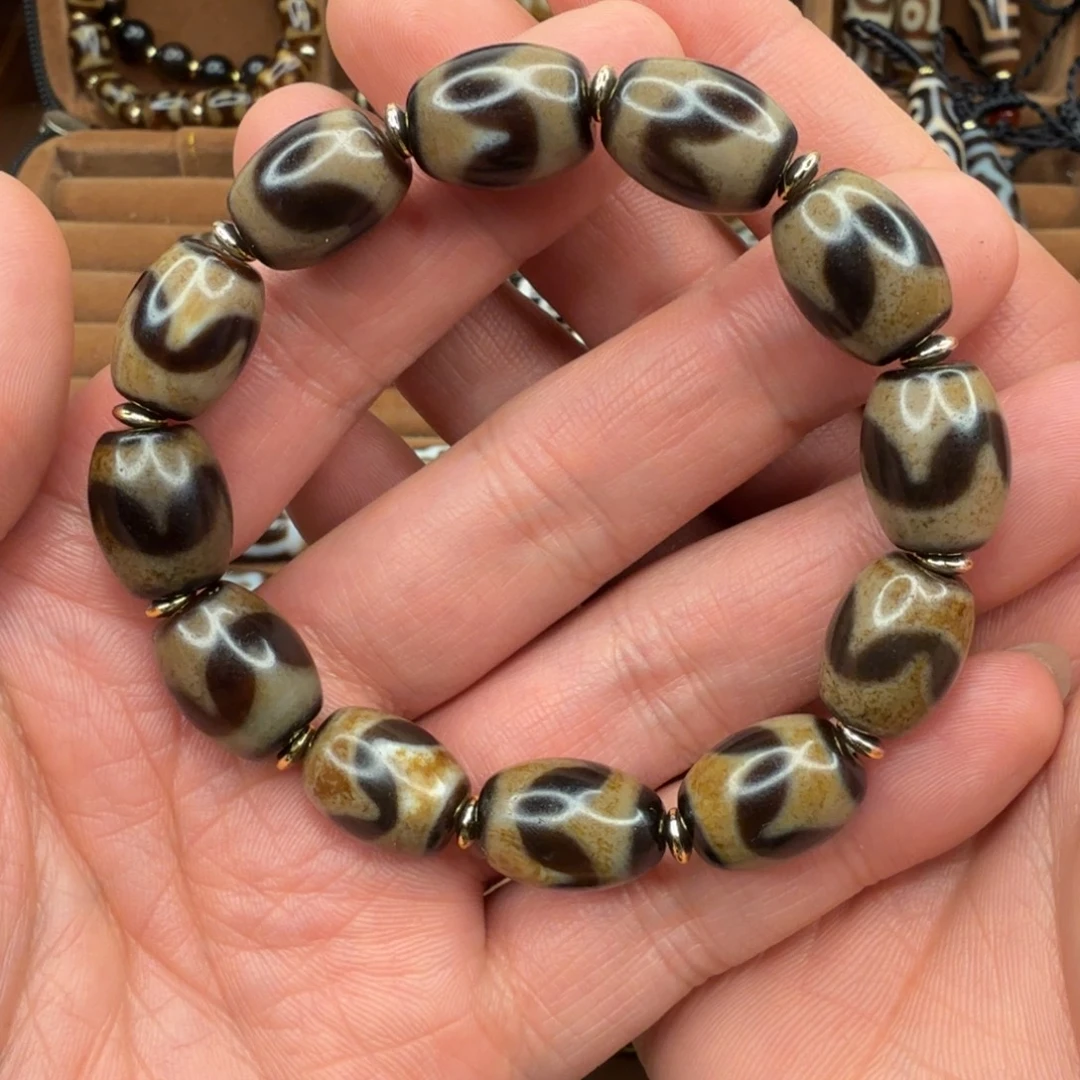 麻***麻玛瑙/玉髓未镶嵌颈饰