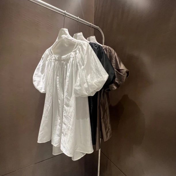 lulu-方领泡泡袖宽松显瘦纯色上衣女衬衫