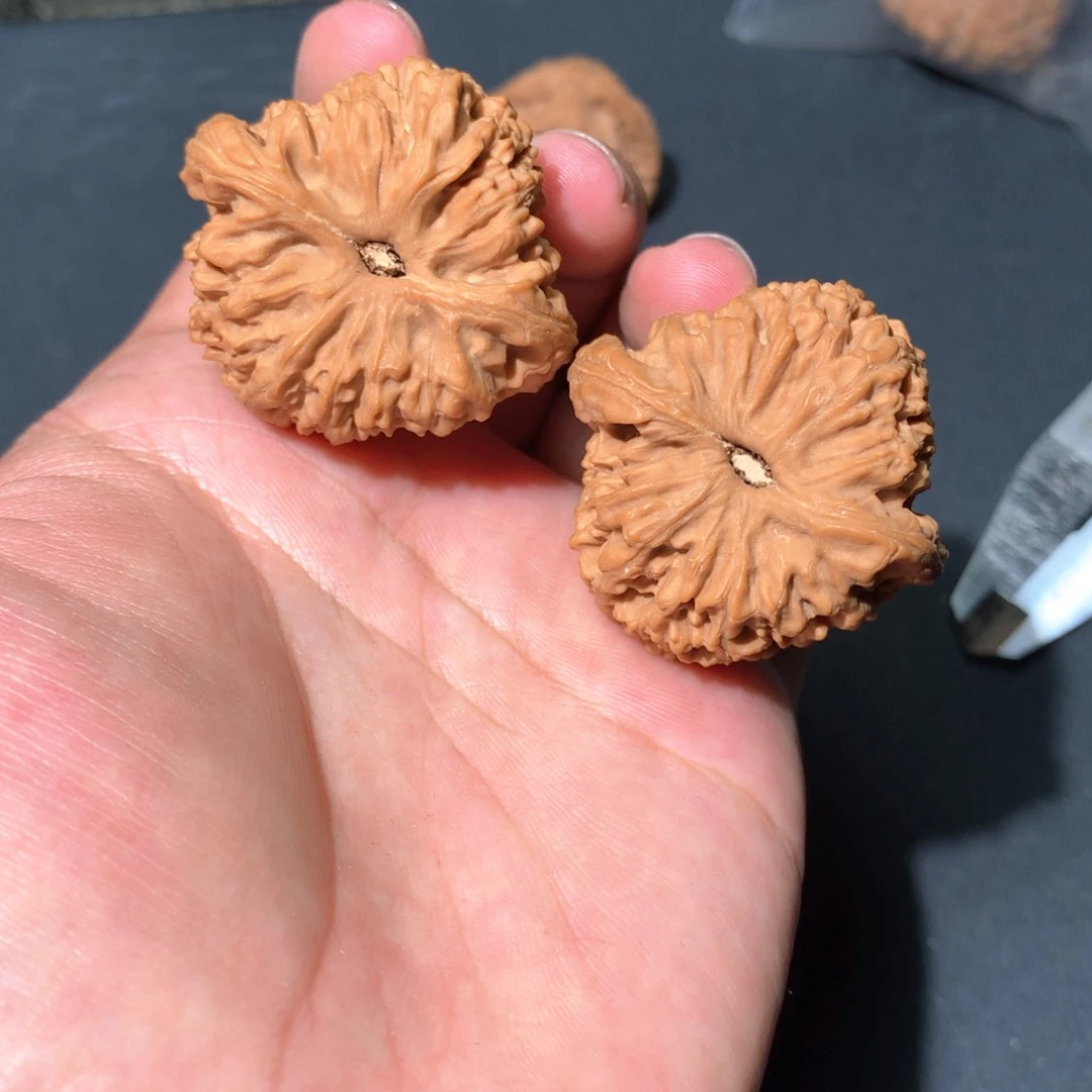 文玩核桃吊坠全品涿鹿南疆石40尺887