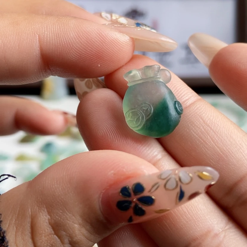 【闪购商品】未镶嵌定制翡翠钱袋子