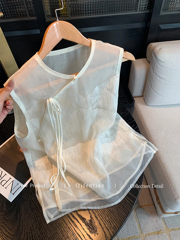 新中式串珠刺绣设计感无袖衬衫女夏新款高级感气质温柔盘扣薄背心