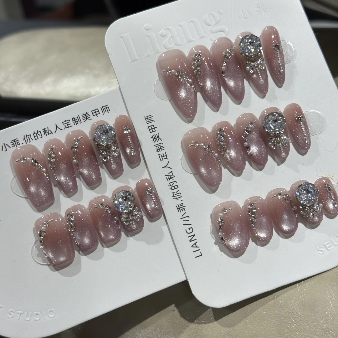 【猜不透】高端 纯手工 定制 穿戴甲 轻奢美甲显白气质穿戴式