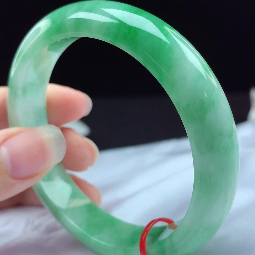 未镶嵌手镯翡翠89080，