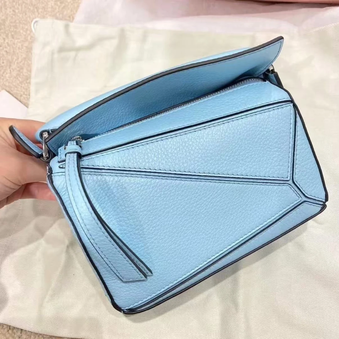 LOEWE/罗意威 单肩包 单肩包 wa6011/2509