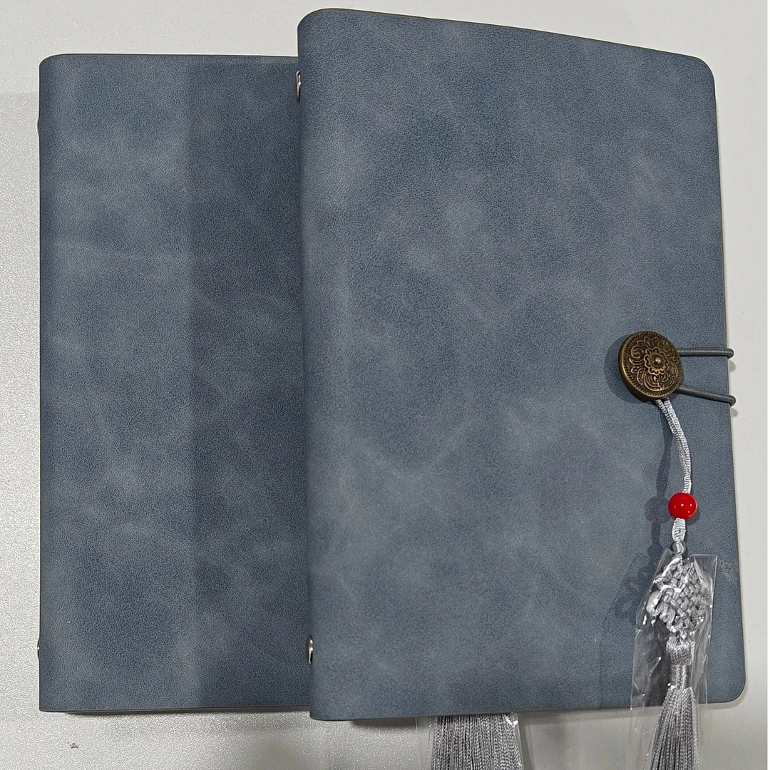 1-1 A6复古活页本灰色/2本装  瑕疵 介意勿拍