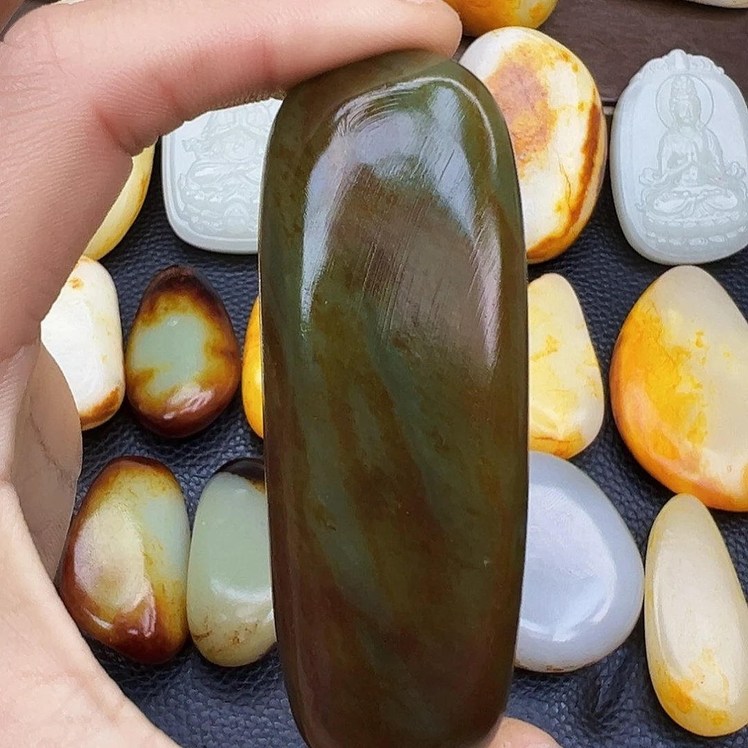 和田玉挂件未镶嵌