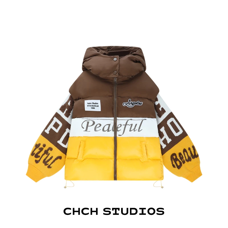 RAYR124085时尚个性亮面字母印花羽绒服女2025年冬针织袖拼接外套