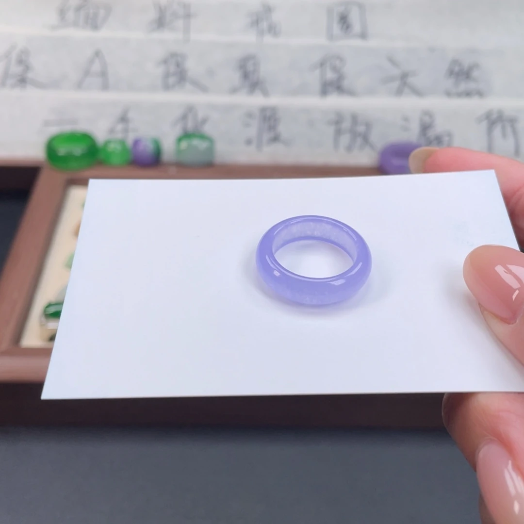 玉***倌戒指558884445885444