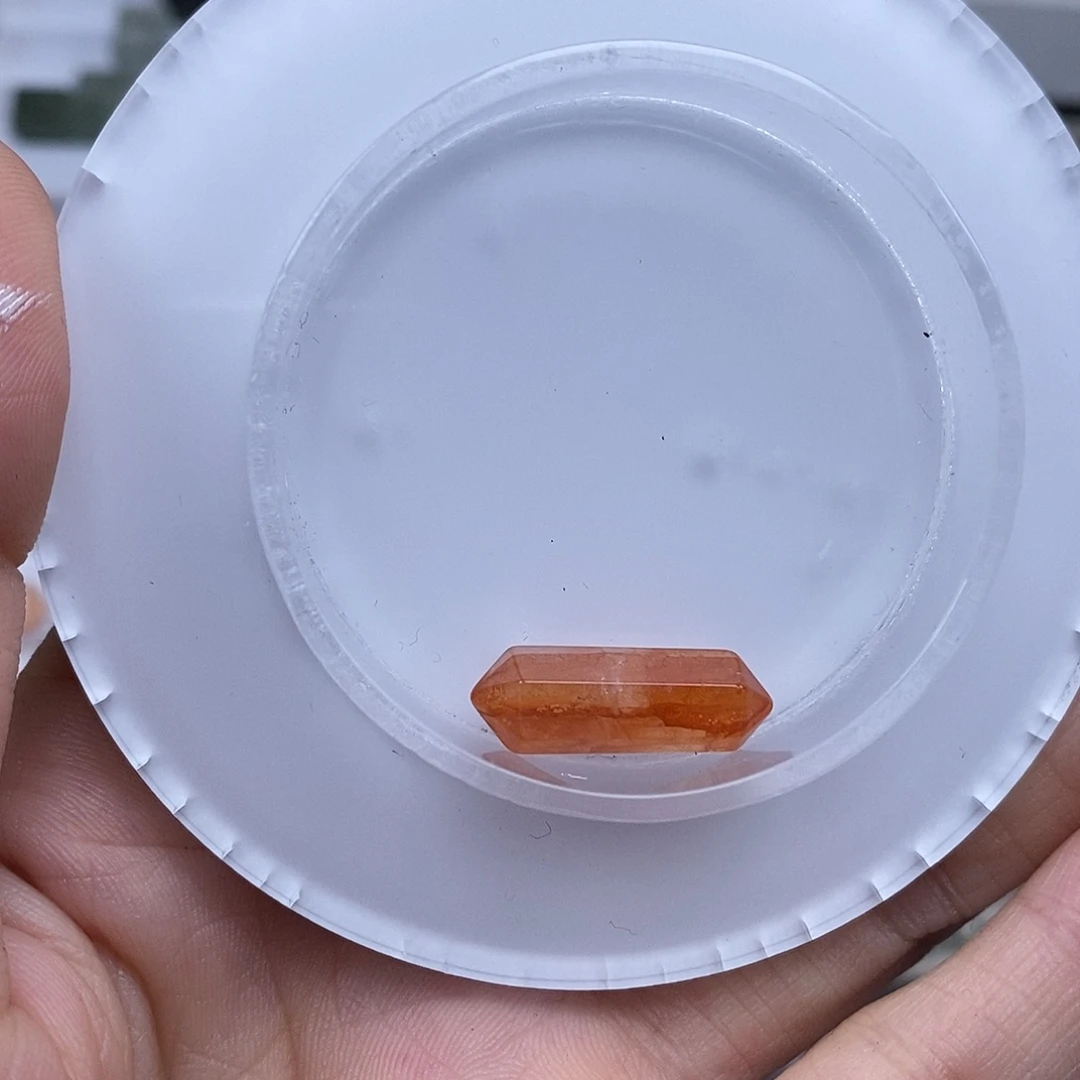 未镶嵌手链水晶饱饱