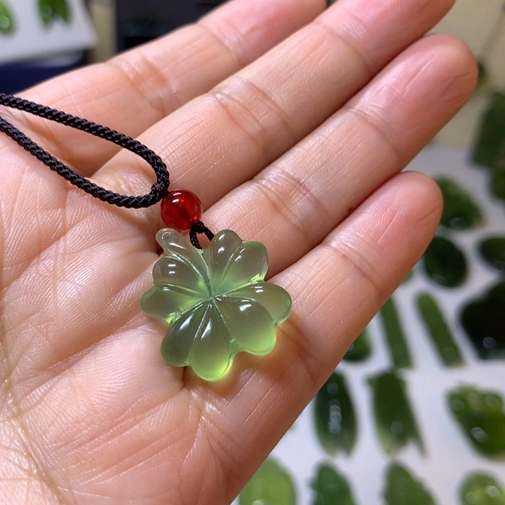 岫玉颈饰未镶嵌吊坠