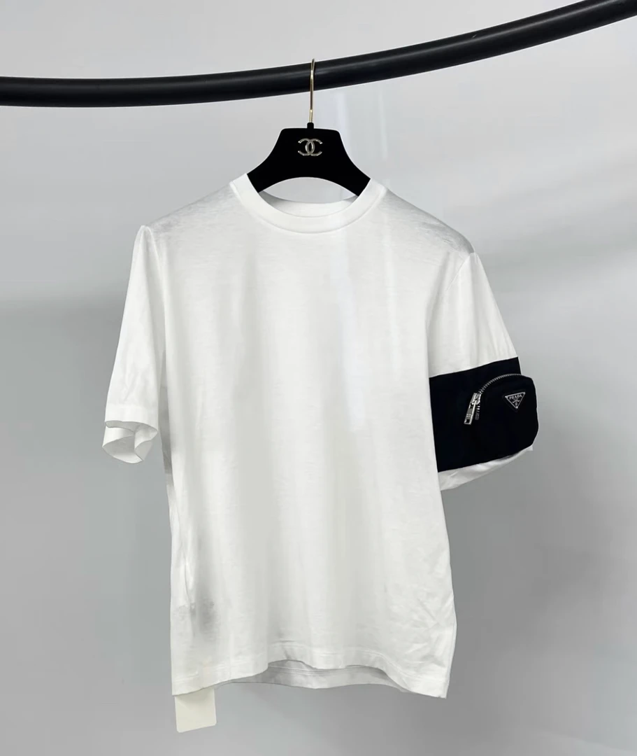 未使用 Prada/普拉达 cc399 棉 金属三角标短袖 M码
