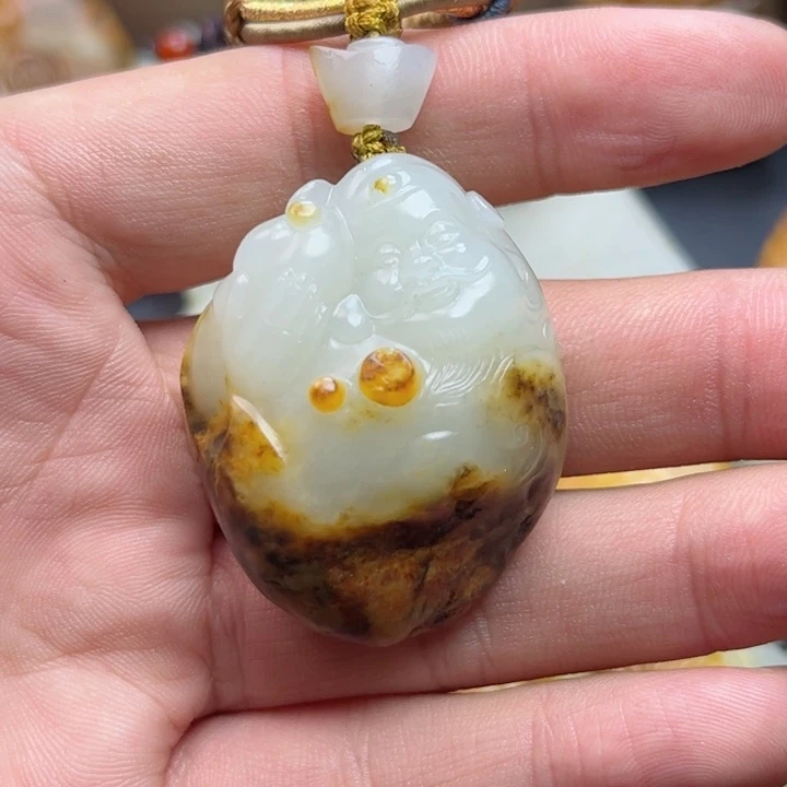 和田玉挂件未镶嵌神****3