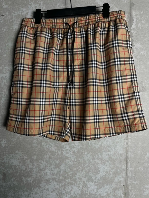 未使用 BURBERRY/博柏利 L*1/博柏利格纹满印短裤/08095