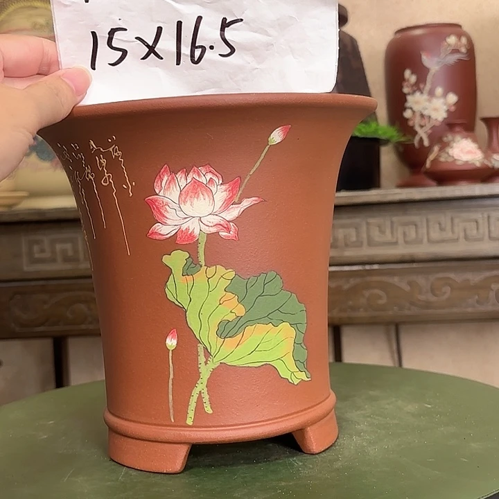 紫砂花盆彩绘荷花