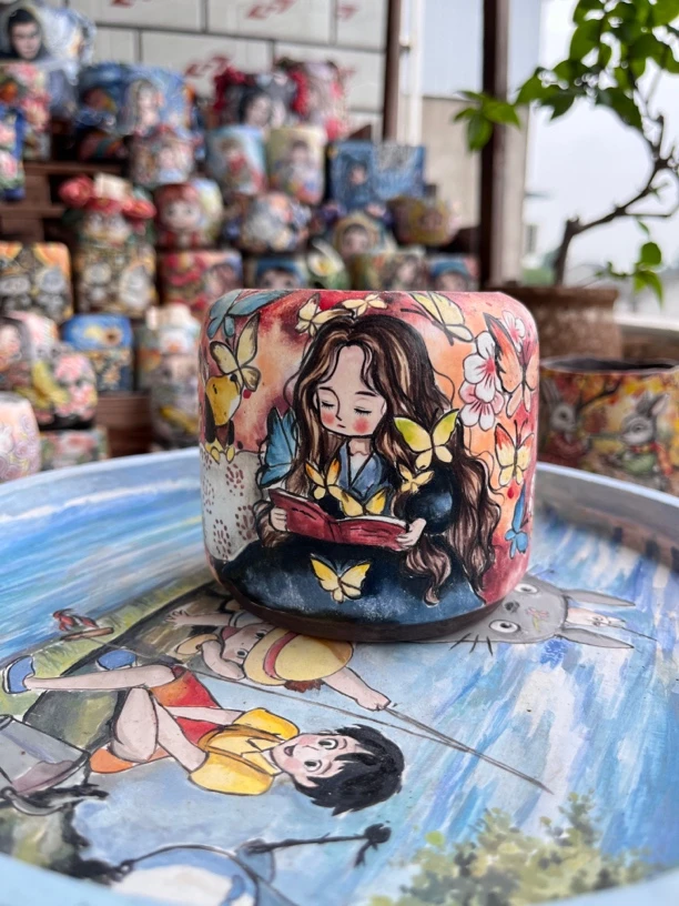 森林女孩小女孩图案釉烧多肉花盆