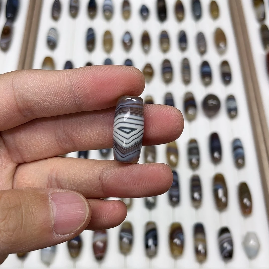 玛瑙/玉髓颈饰合金王*