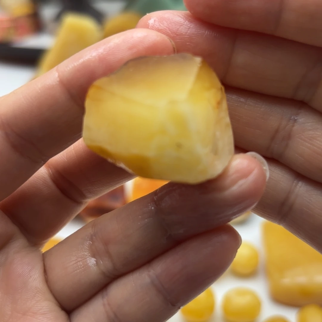 定制琥珀未镶嵌M***主琥珀