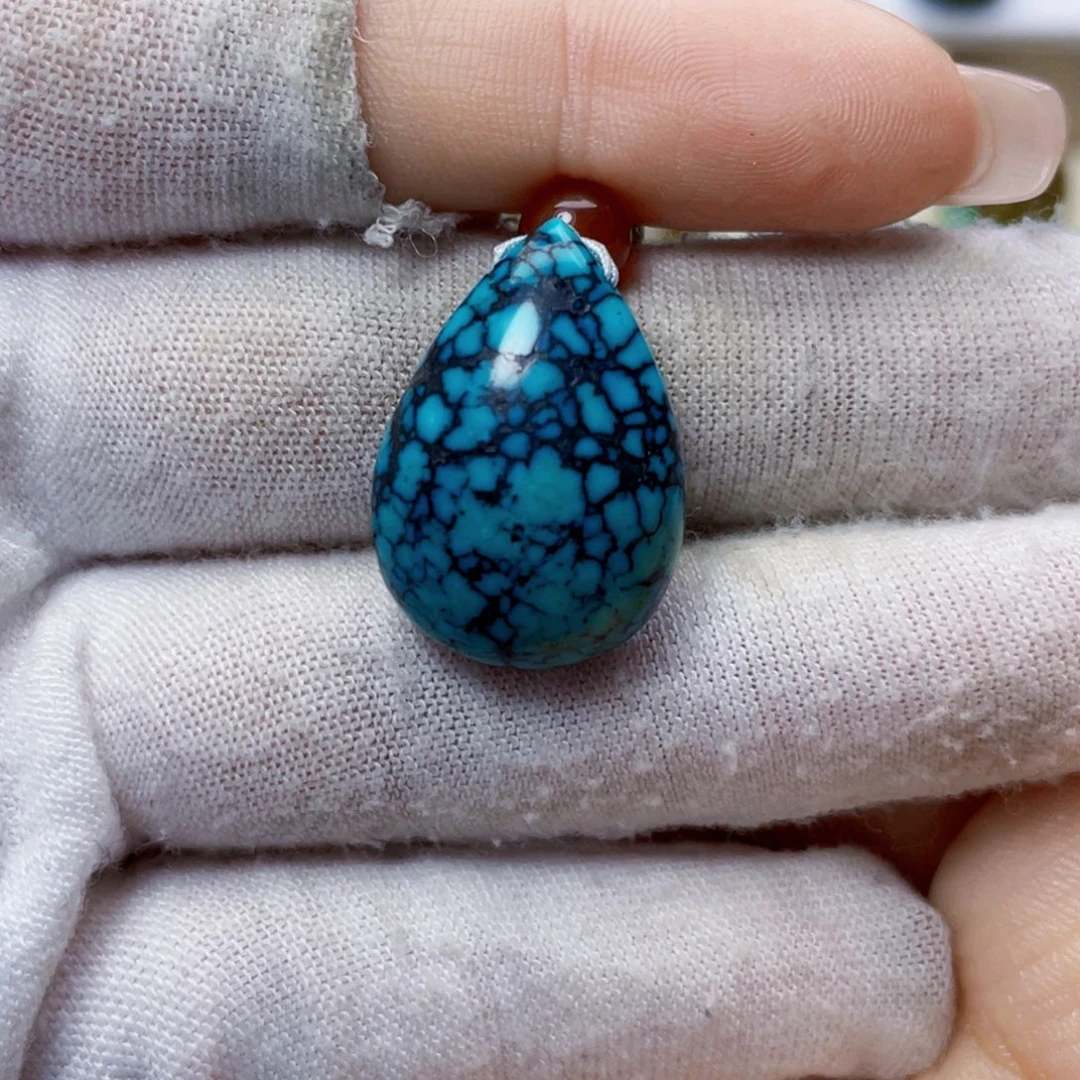 绿松石未镶嵌饰品