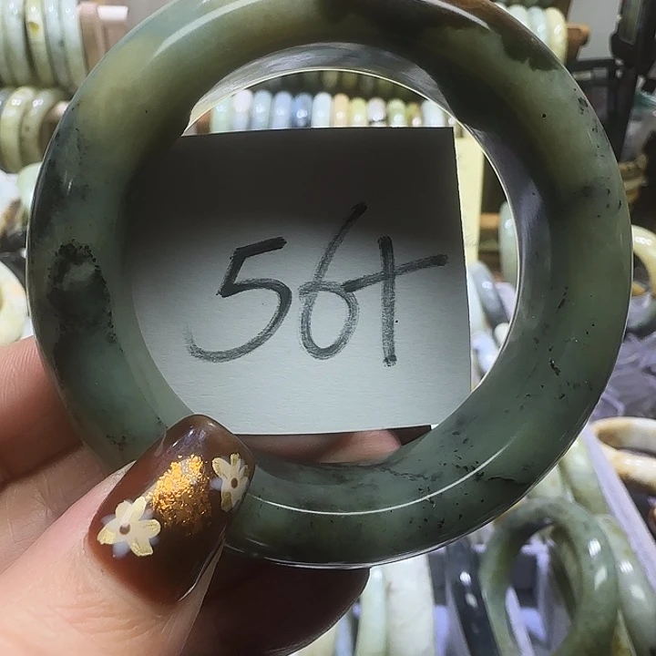 透闪石-蛇纹石玉未镶嵌手镯