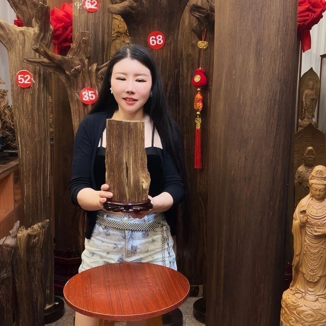 沉香碎屑沉香沉香原材料