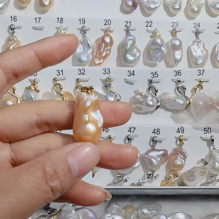 青***草未镶嵌颈饰淡水珍珠