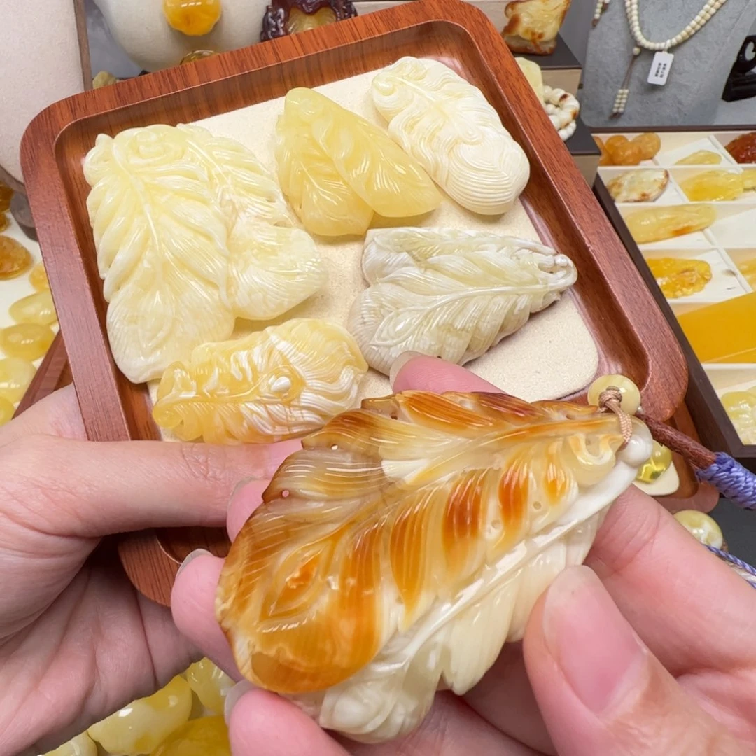 琥珀未镶嵌裸石蜜蜡