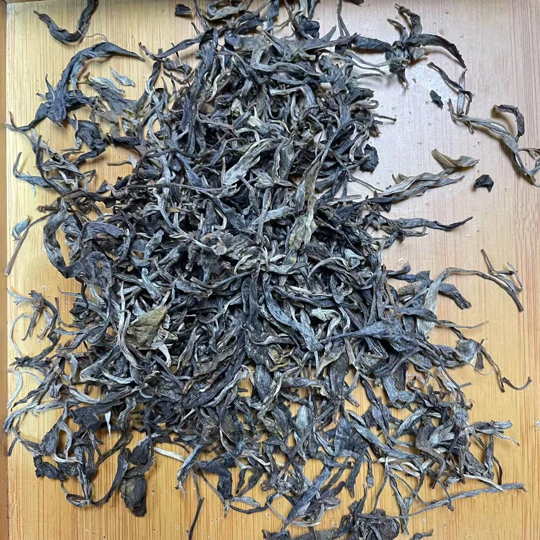 云南姑娘的茶  2024倚邦大黑树林头春大树    云南普洱生茶100g