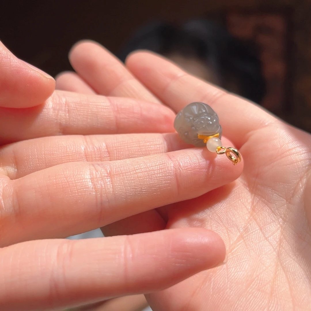 吊坠(不含链)未镶嵌和田玉烟紫貔貅99