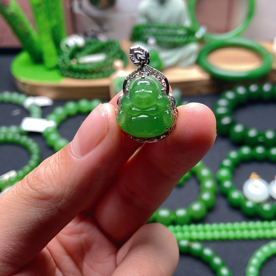 18K金镶嵌手链和田玉（碧玉）