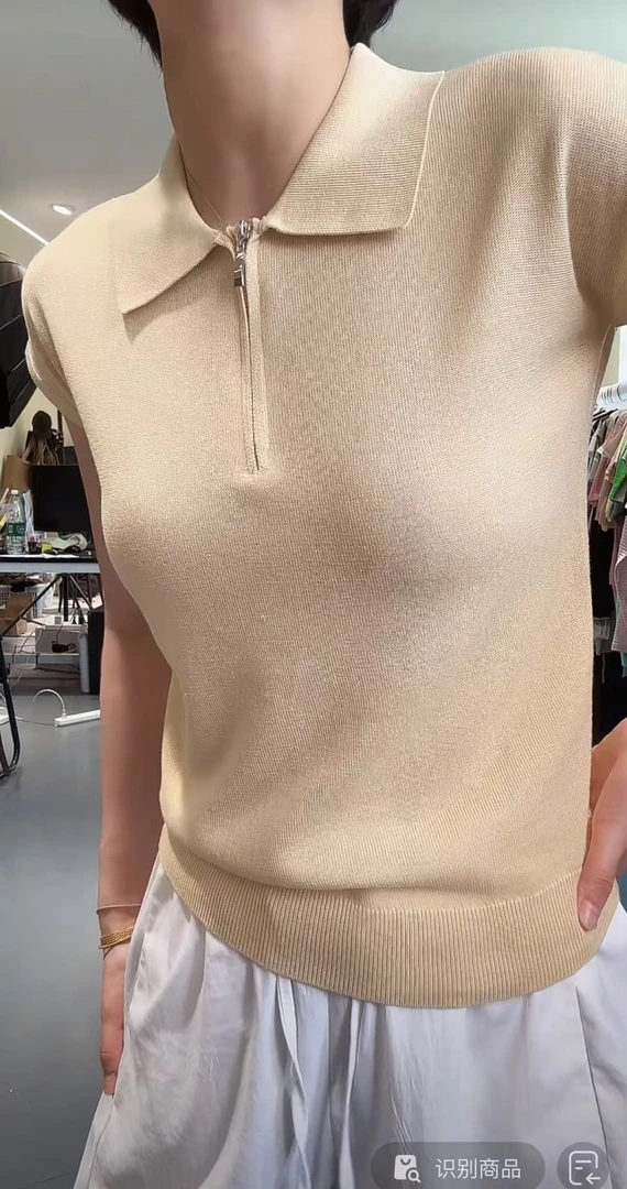 12746（部分无水洗唛，介意慎拍）WANGDAN新款半拉链翻领小飞袖短袖