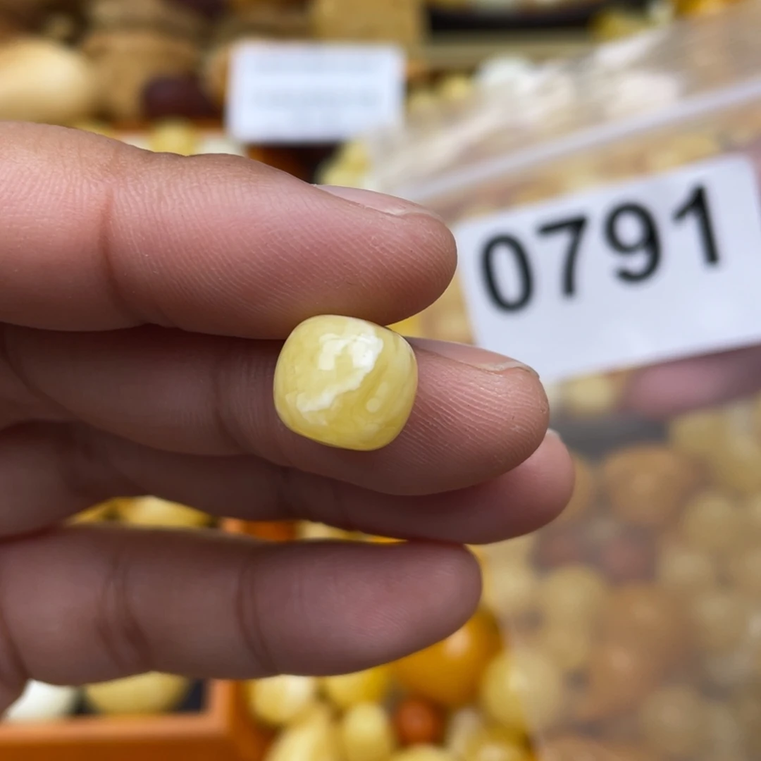 琥珀珠宝奇石未镶嵌B****C小坑11