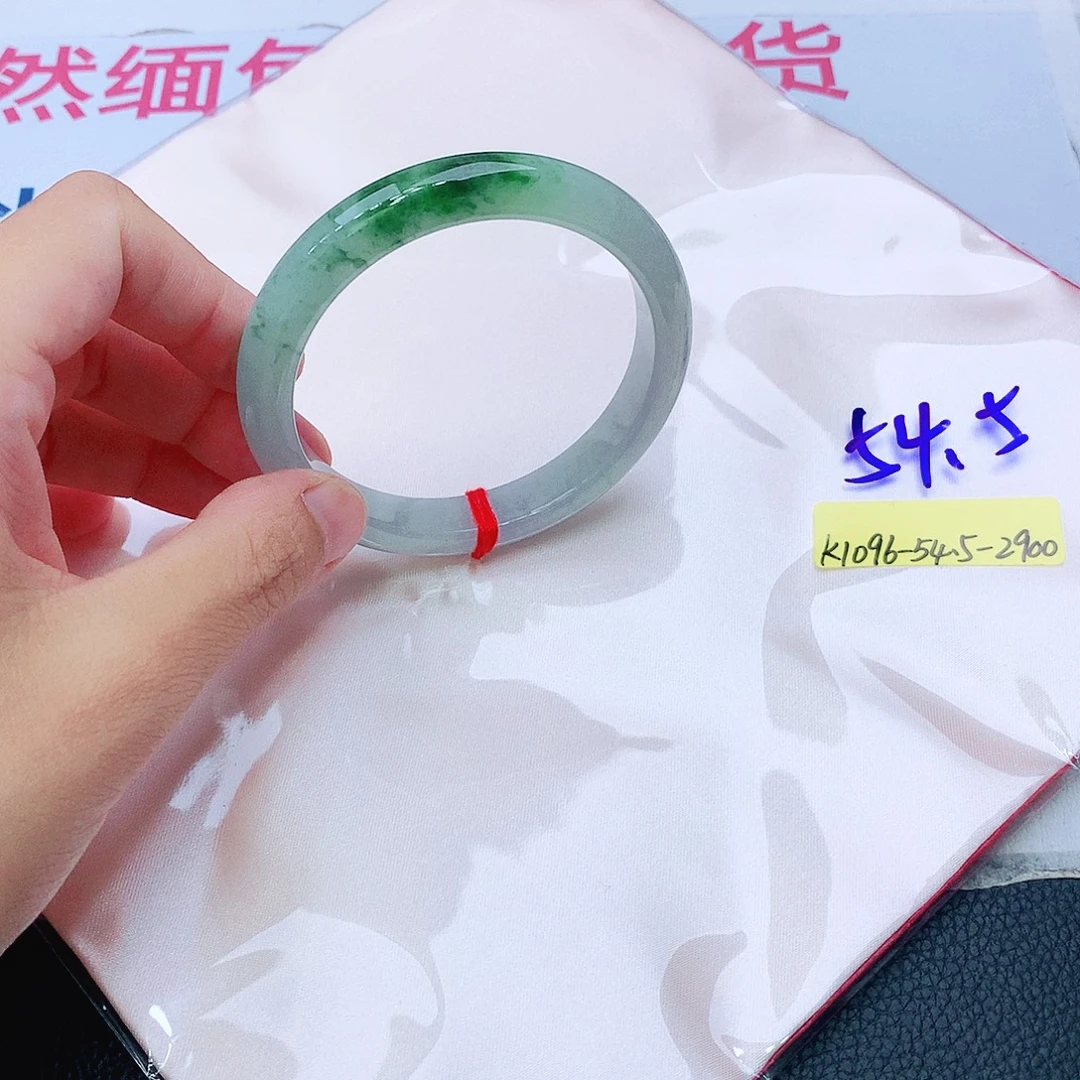 翡翠未镶嵌手镯我