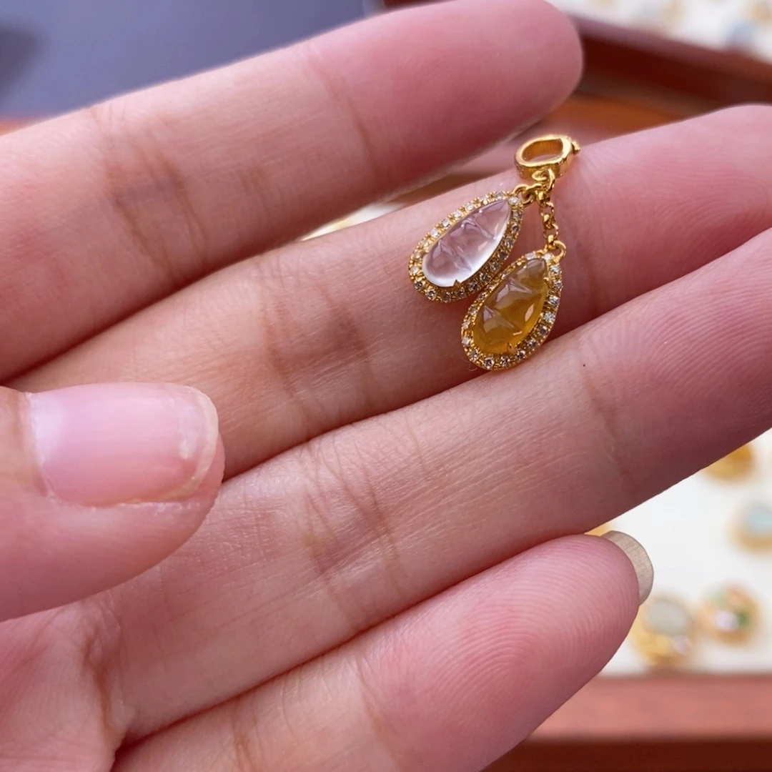 翡翠未镶嵌颈饰翡翠