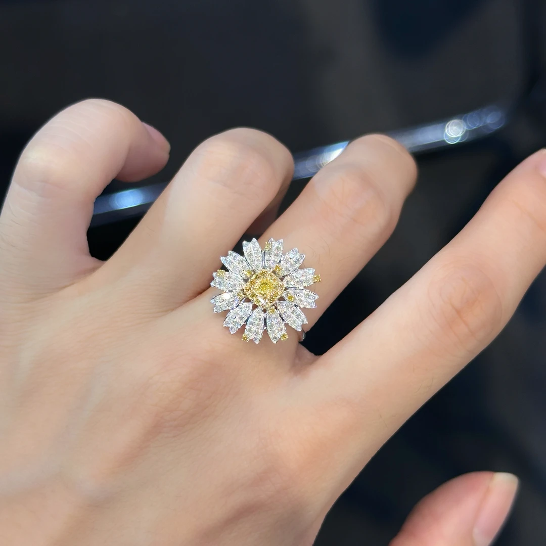 千盟严选【R0525】【港展专属】18k  主石70分 黄钻雏菊戒指