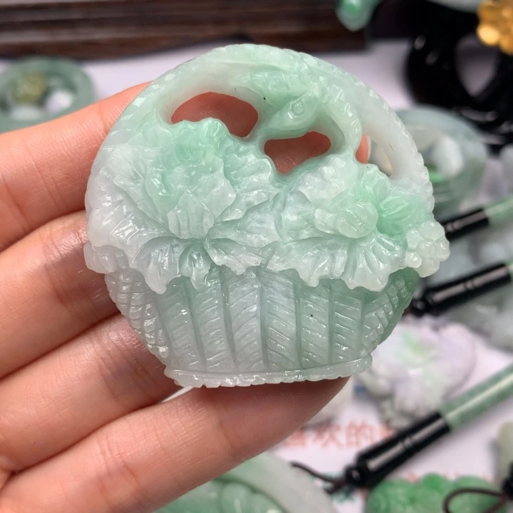 定制翡翠未镶嵌翡翠