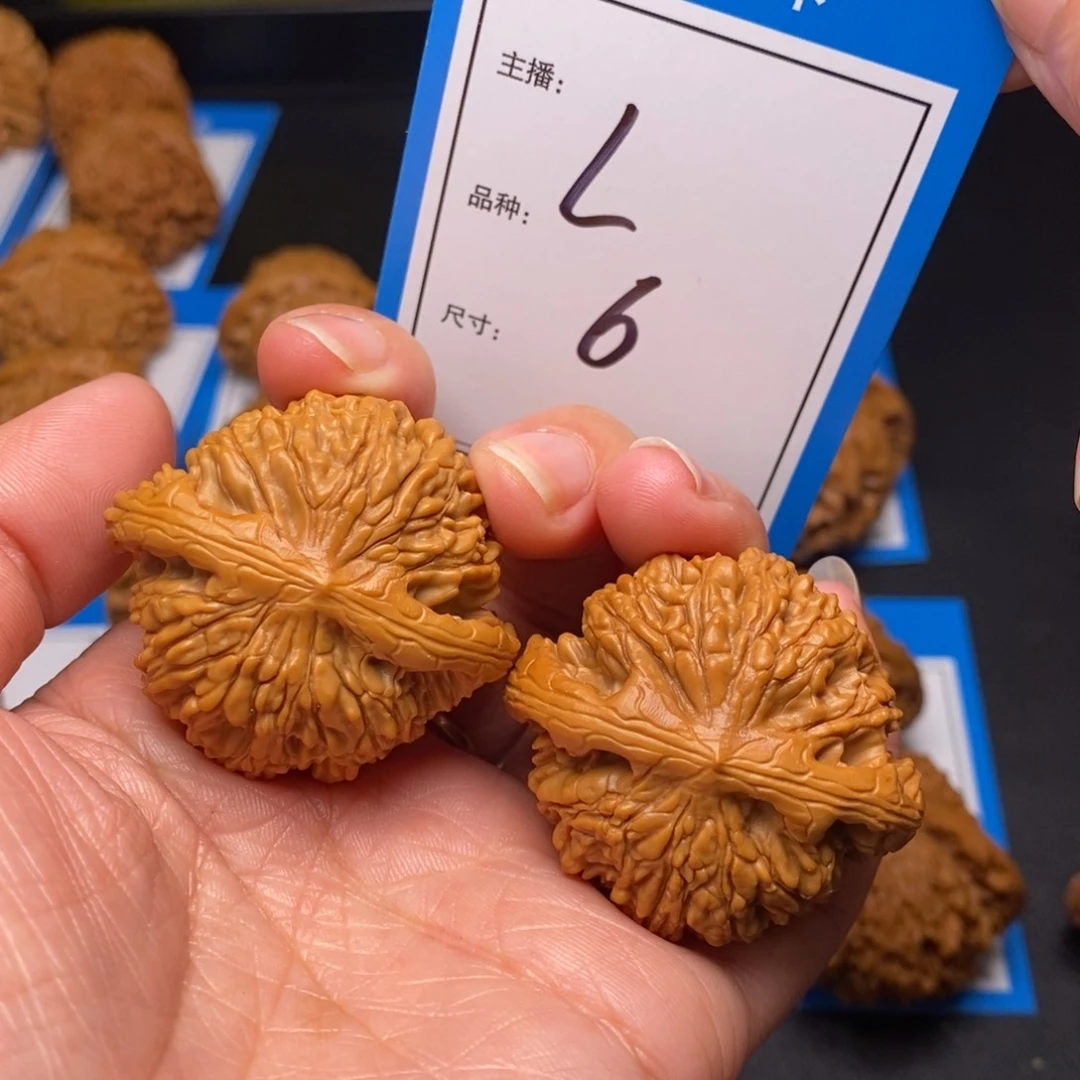 文玩核桃把件41至尊虎6