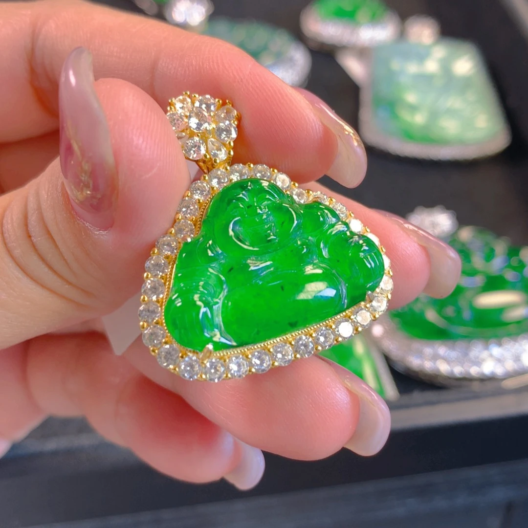 翡翠颈饰银S925镶嵌翡翠