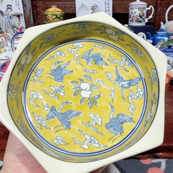 景德镇瓷器等十大精品品种中