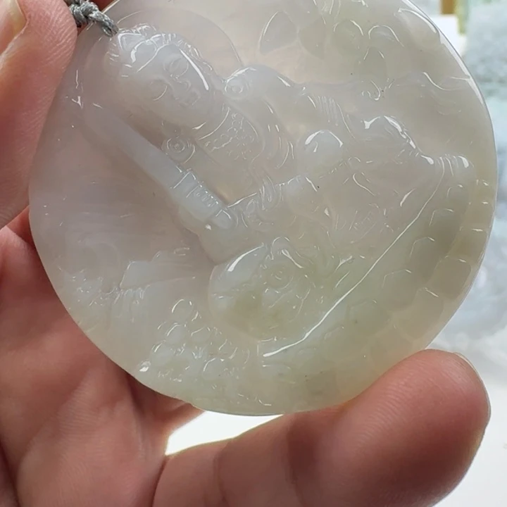 翡翠未镶嵌颈饰天然缅甸A货翡翠