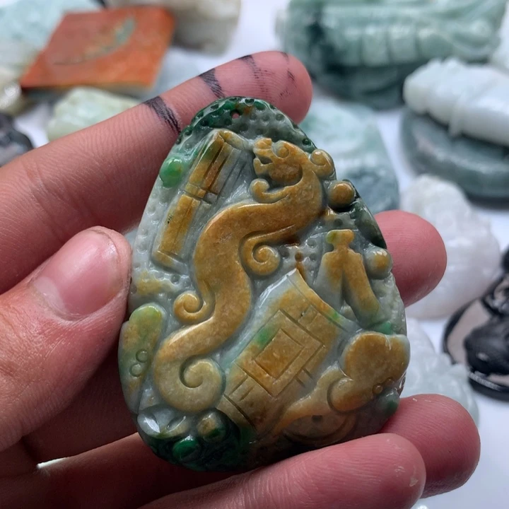 颈饰未镶嵌翡翠保真天然a货翡翠