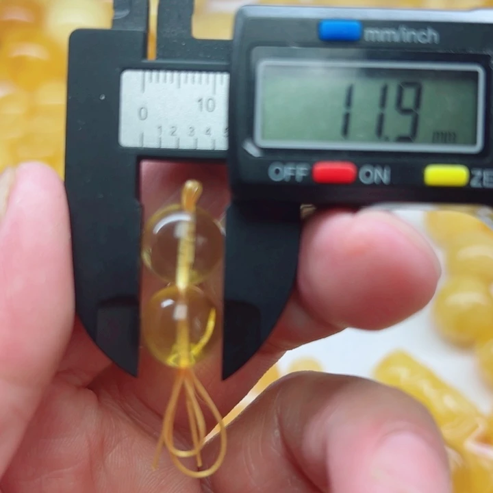 未镶嵌琥珀（矿物珀）裸石